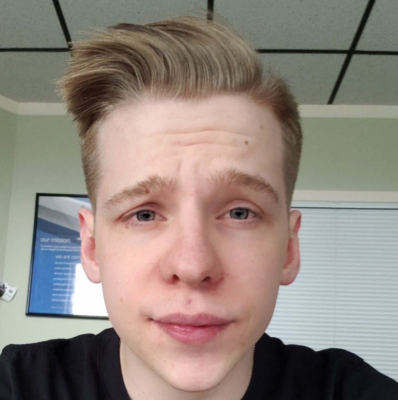Brandon C's original selfie before using Avtr