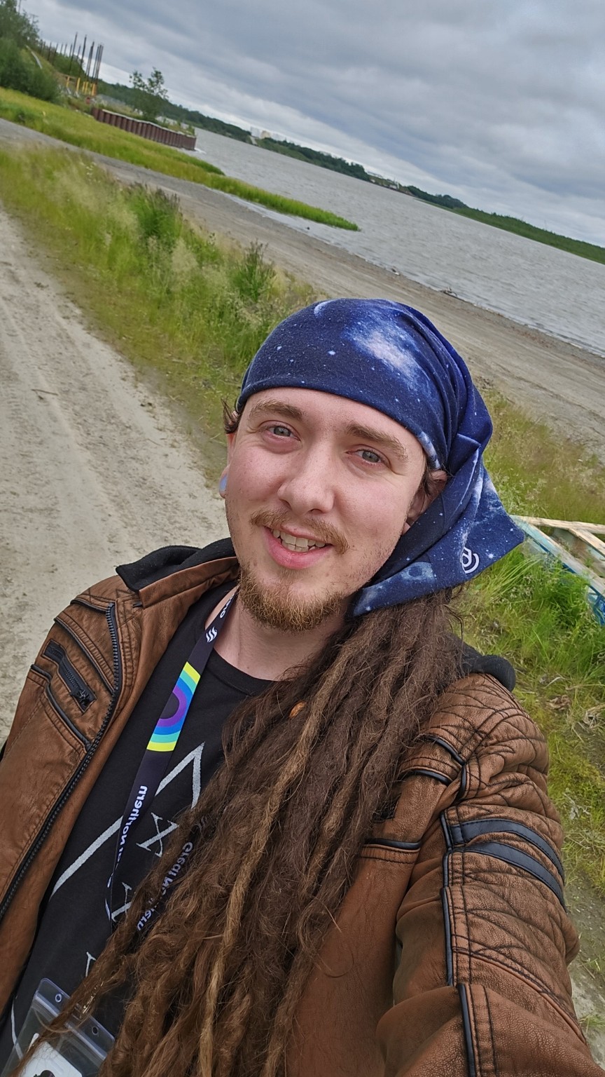 Jonny's original selfie before using Avtr